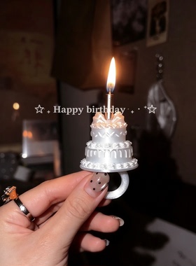 太出片了吧...蛋糕蜡烛戒指