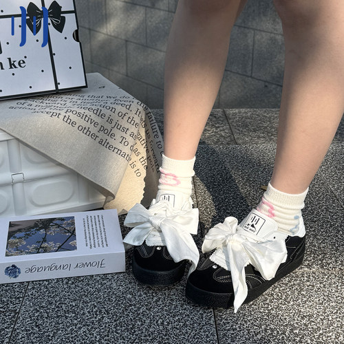 顽刻官方黑色皮质蝴蝶结丝带生胶W系列国潮男女德训滑板鞋 - 图2