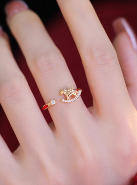 红绳小马戒指女马上有钱精致时尚