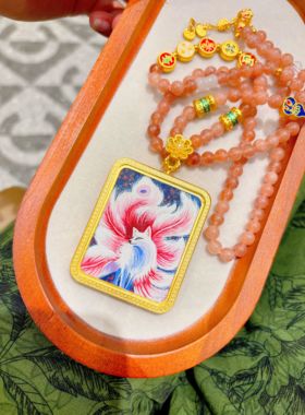 西藏青海纯手绘凤九红狐新年送女友礼物东北吊坠