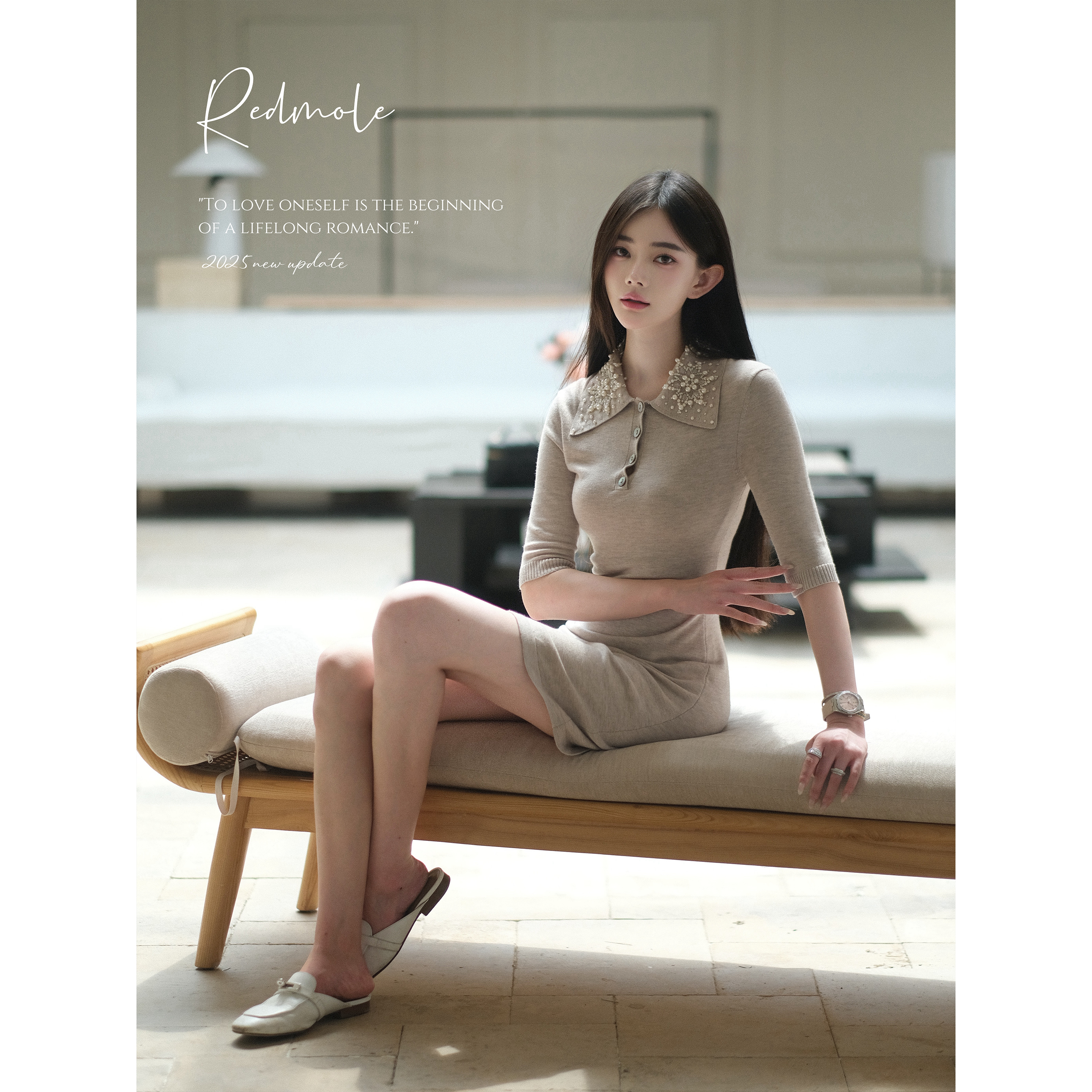 Redmole【灰月流光】山羊绒混纺珍珠钉珠|软糯柔灰贝母扣连衣裙 - 图0