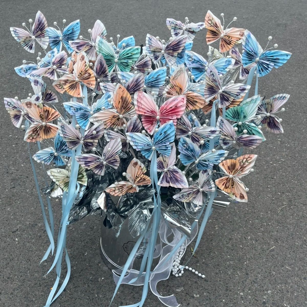 创意蝴蝶有钱花抱抱桶材料包生日礼物送情侣母亲节父亲节情人节