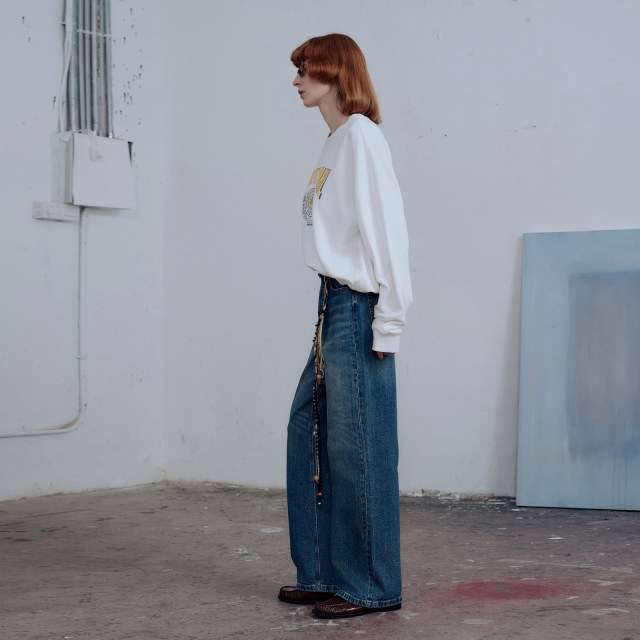 Wanatry sports style logo loose slimming sweatshirt