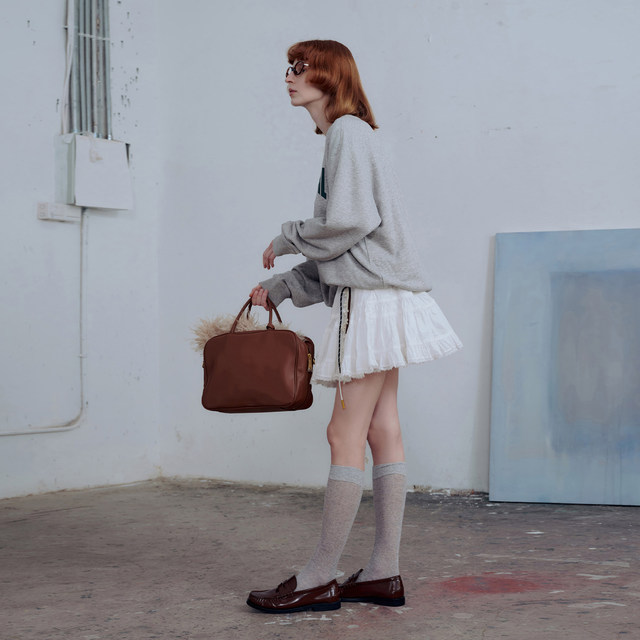 Wanatry sports style logo loose slimming sweatshirt