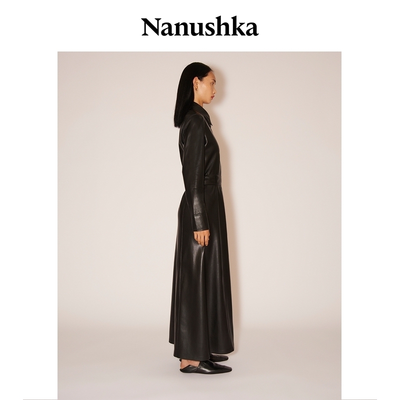 【经典惊喜折扣】NANUSHKA 女士 ASAYO 经典素皮衬衫式廓形连衣裙 - 图0