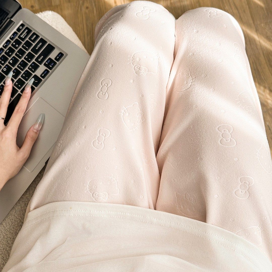 德绒秋冬新款凹凸kt猫印花遛弯直筒裤女大码300斤可穿宽松家居裤,淘宝优惠券,粉丝福利购,淘宝优惠卷