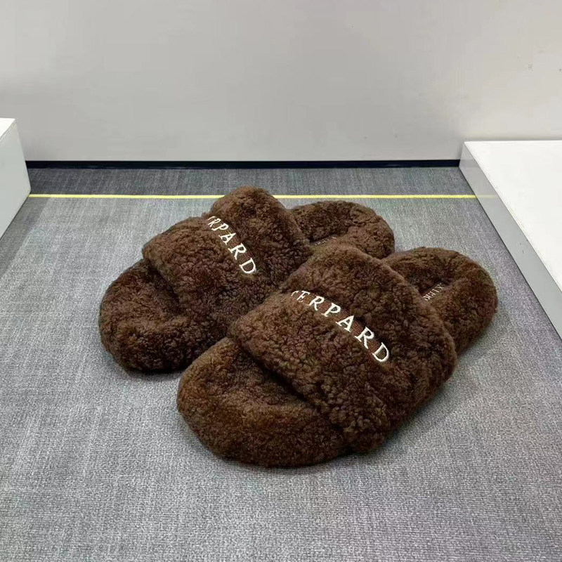 真皮羊羔毛拖鞋女厚底2024秋冬字母网红皮毛一体平底毛毛拖鞋外穿,淘宝优惠券,粉丝福利购,淘宝优惠卷