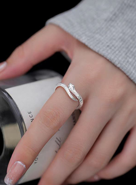 中国黄金央创灵蛇纯银戒指女高级感小众设计开口尾戒食指戒指S925