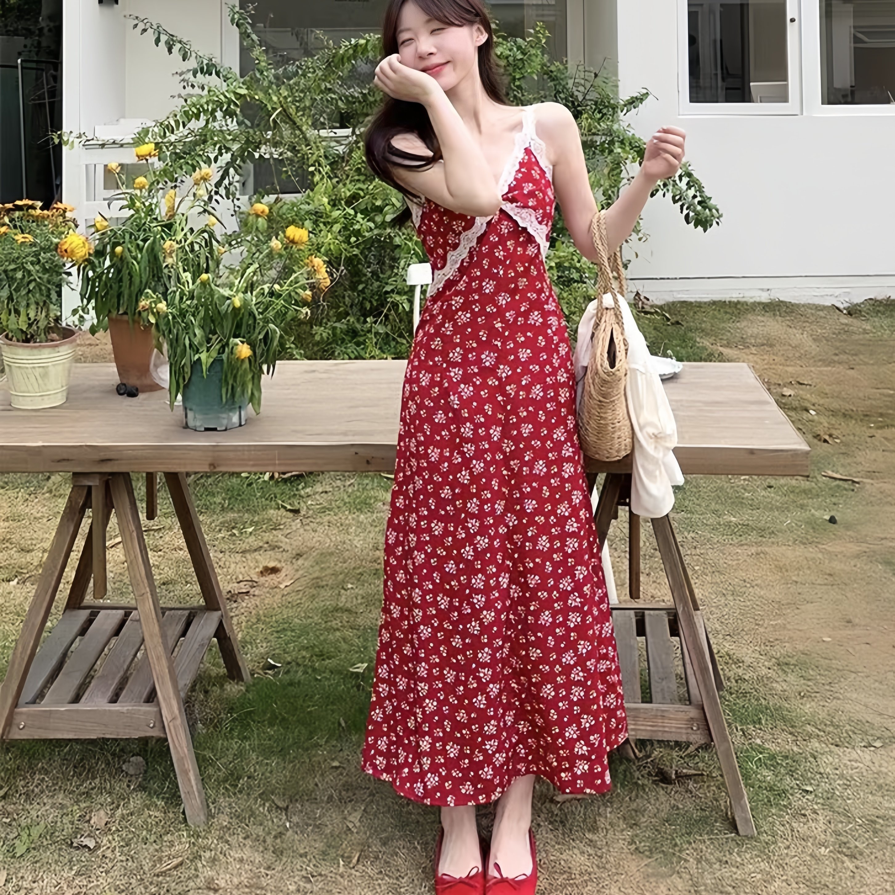 H2026年春夏新款女装黑色无袖简约风格宽松版型连衣裙M