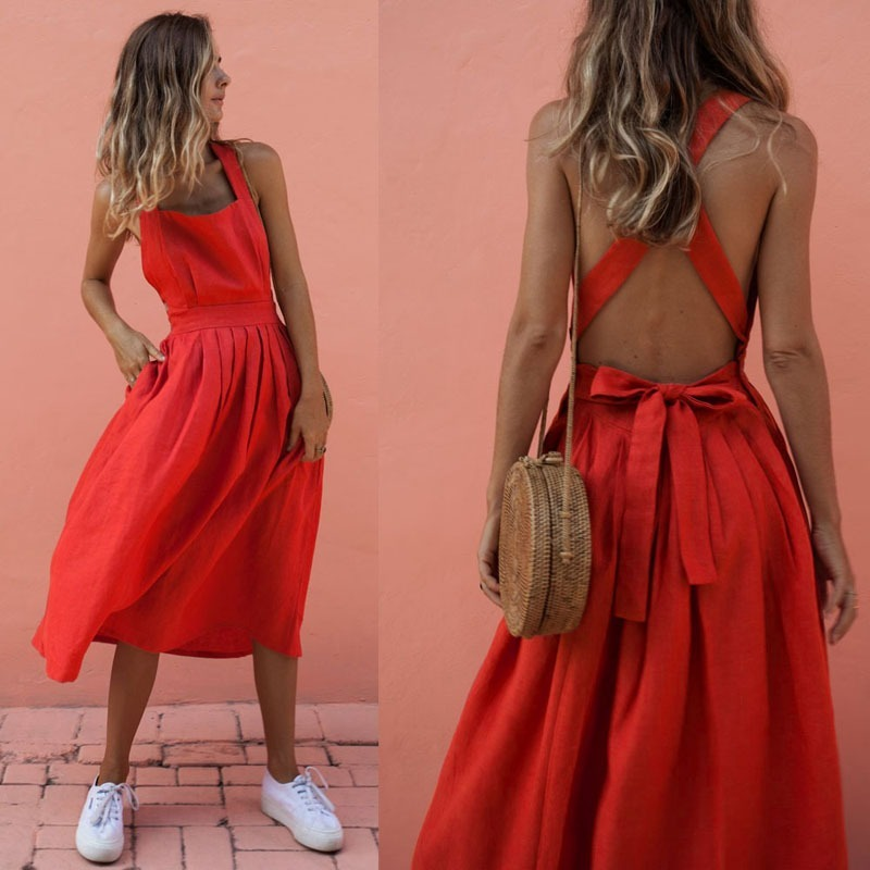 背带钮扣收腰款露背连衣裙Strappy buttoned waist-pleated dress - 图0