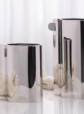 现代简约风单耳花器样板房民宿家居客厅茶几桌面插花摆件装饰品