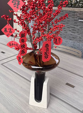 轻奢中古玻璃花器摆件展