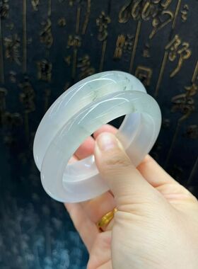 同料所出 两支新疆金丝玉冰翠宝石光翠色淡雅   质地冰透