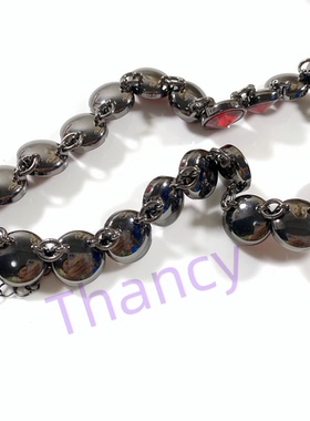 WHBM打标红黑玻璃水晶短款项链