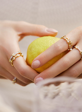 何方珠宝爱心结戒指女