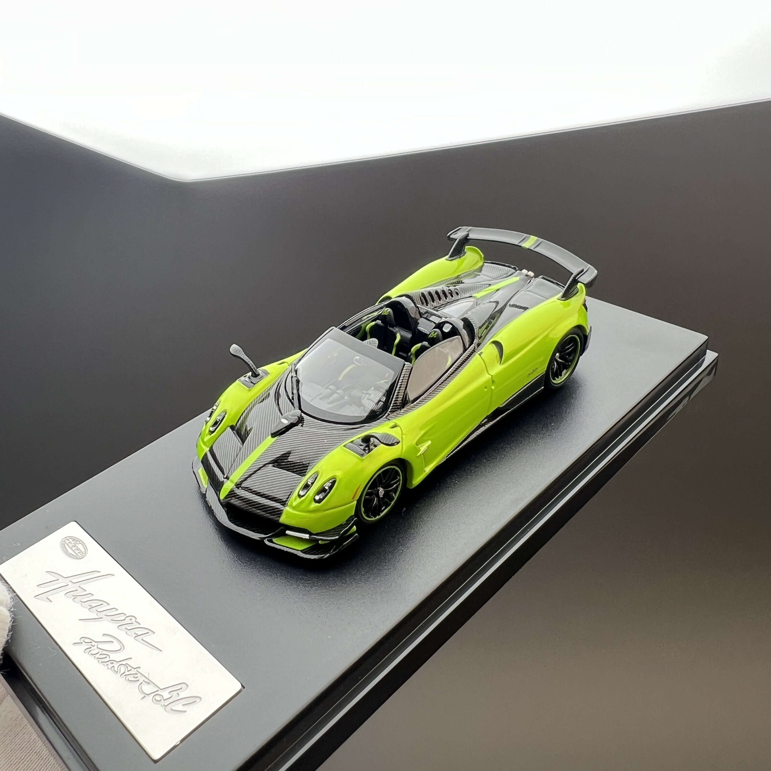 LCD 1:64 帕加尼 花雅bc huayra BC 复刻纪念版 合金汽车模型 - 图1