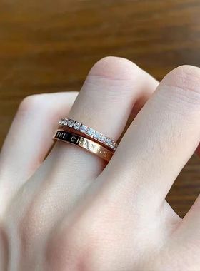 情侣对戒One时尚通勤情侣戒指