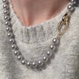 [Дизайнер чистая ручная рука] Австрийское шиисторное жемчужина · платиновая классическая серая жемчужная ожерелье · инопланетный эллипс двойной круг