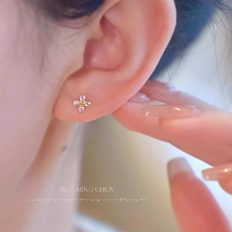 ROMANTIC洛神花~小粉花温柔精致纯银耳钉女简约百搭通勤耳饰品,淘宝优惠券,粉丝福利购,淘宝优惠卷