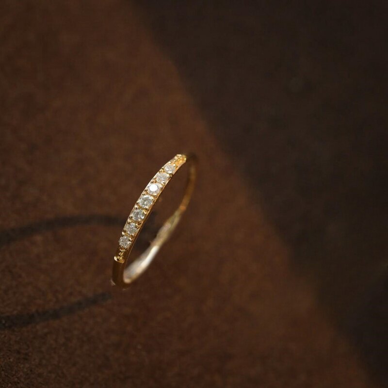 Sterling silver row of diamonds and flashing diamond ring hand jewelry female designer model