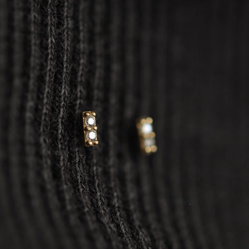 ROMANTIC925纯银迷你亮闪闪小长条极简隐形耳钉日常通勤养耳耳饰,淘宝优惠券,粉丝福利购,淘宝优惠卷