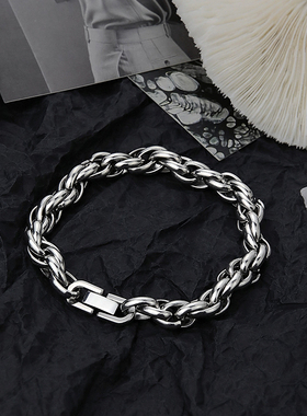手链男款小众设计高级感美式平扣钛钢男生手镯潮简单大方男士饰品