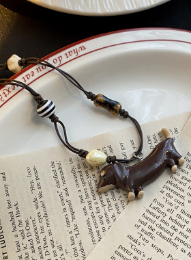 可爱腊肠狗挂脖串珠项链女萌趣卡