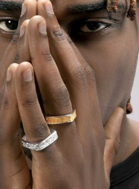 925银耳环莫桑石十字架耳钉男女