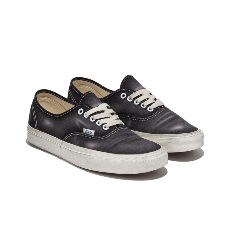 Vans/官方正品男鞋 Authentic 复古做旧经典休闲板鞋 水洗黑色