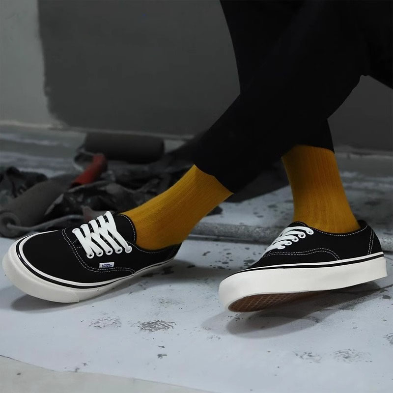 VANS/范斯官方正品男鞋 Authentic 44 DX安纳海姆经典黑白帆布鞋-图0