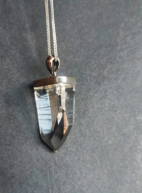 精品列姆利亚水晶灵摆吊坠