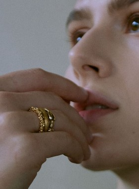 LUCA复古金属风新款极简素圈复古高级感气质戒指轻奢法式叠戴指环