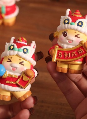 新款马年树脂摆件马上发财办公室工位桌面装饰情绪稳定招财工艺品