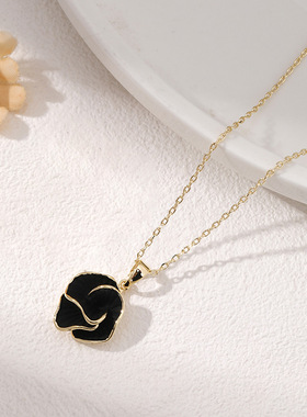 2025新款白色山茶花项链女高级感百搭锁骨链跨境气质项饰时尚吊坠