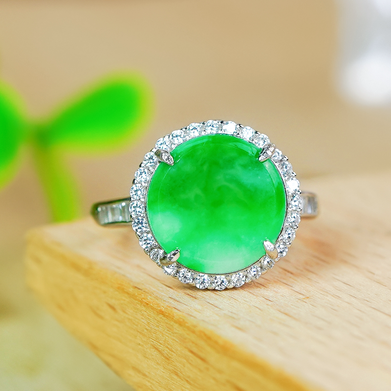 Valentine's Day gift silver inlaid natural Burmese material A-grade jade A-grade Manyang green atmospheric jade medal ring