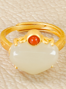 一点红-天然和田玉银镶嵌时尚精美和田玉白玉爱心戒指