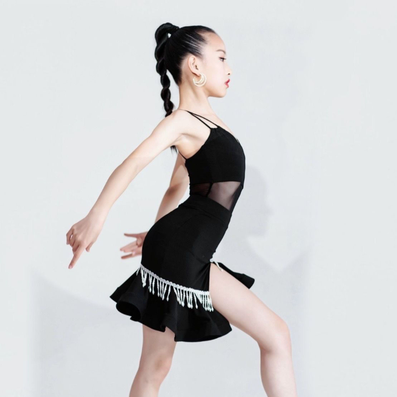 2024新款女童专业拉丁舞蹈服儿童吊带串珠分体高级感套装练功服 - 图3