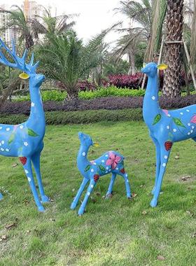 户外仿真玻璃钢白鹿雕塑手绘梅花鹿装饰摆件小区庭院大型仿真动物