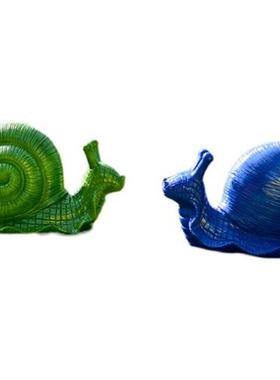 卡通彩绘蜗牛摆件户外园林景观花园庭院公园绿地装饰品玻璃钢雕塑