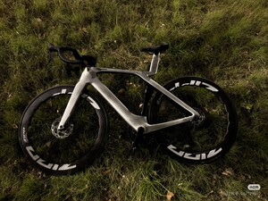 皮娜f闪电sl8马东超6蚕蛹崔克梅花大鹅S5 国碳自行车车架 碳纤维