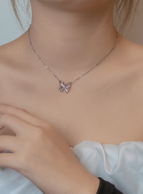 【全店拍三付二】粉色蝴蝶项链