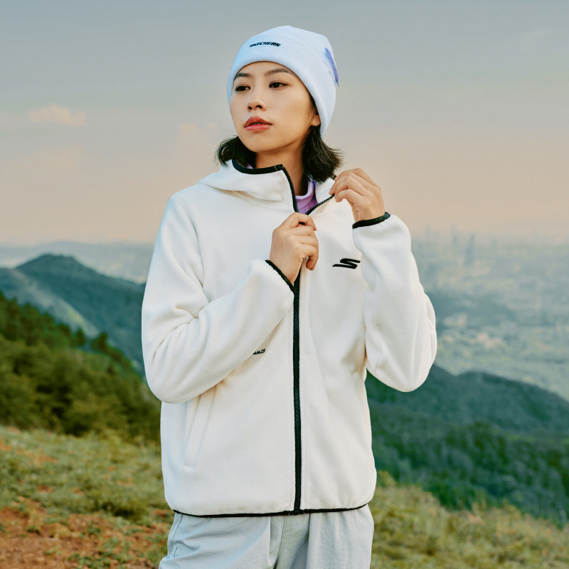 Skechers斯凯奇女子秋冬新款加绒保暖摇粒绒连帽运动外套P423W071,淘宝优惠券,粉丝福利购,淘宝优惠卷