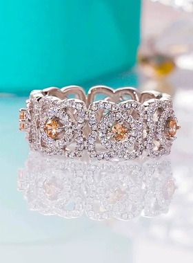 满钻四叶草黄白钻戒指