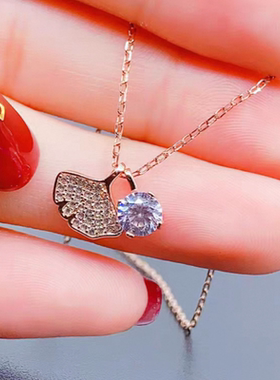 纯18K白金设计感进口D色莫桑石小银杏叶带钻项链时尚扇形锁骨链潮