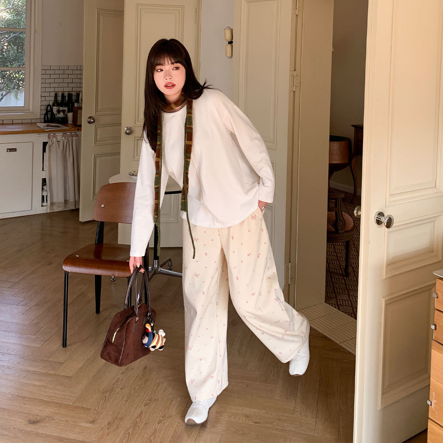 YUZI鱼子休闲碎花阔腿裤女慵懒风宽松百搭高腰长裤米白色大码女装,淘宝优惠券,粉丝福利购,淘宝优惠卷