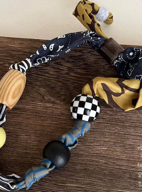 毛衣长项链女咖色腰花果丝巾项链女2025新款独特设计感配饰简约