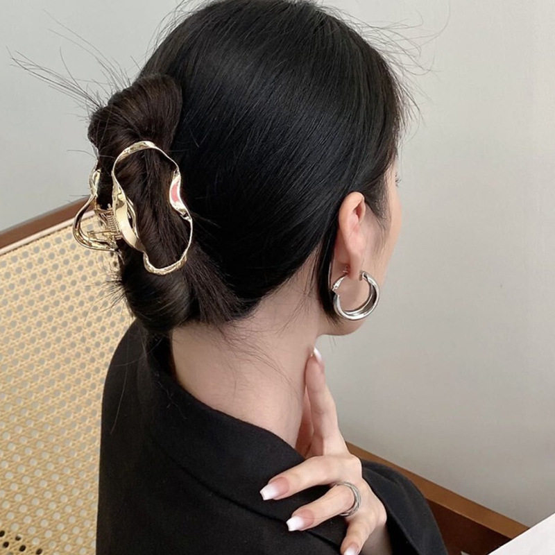 小众液态不规则线条金属发夹女后脑勺抓夹中号鲨鱼夹高级网红发抓,淘宝优惠券,粉丝福利购,淘宝优惠卷