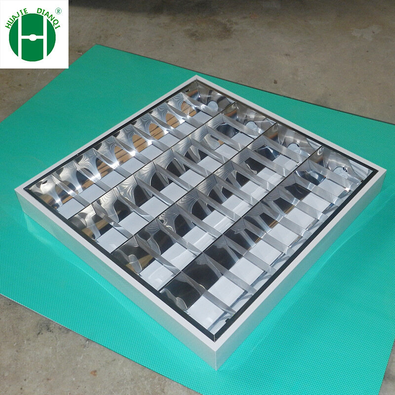 30*120吸顶式格栅灯 T82*36w镜面铁led灯管灯盘明装格栅灯_虎窝淘