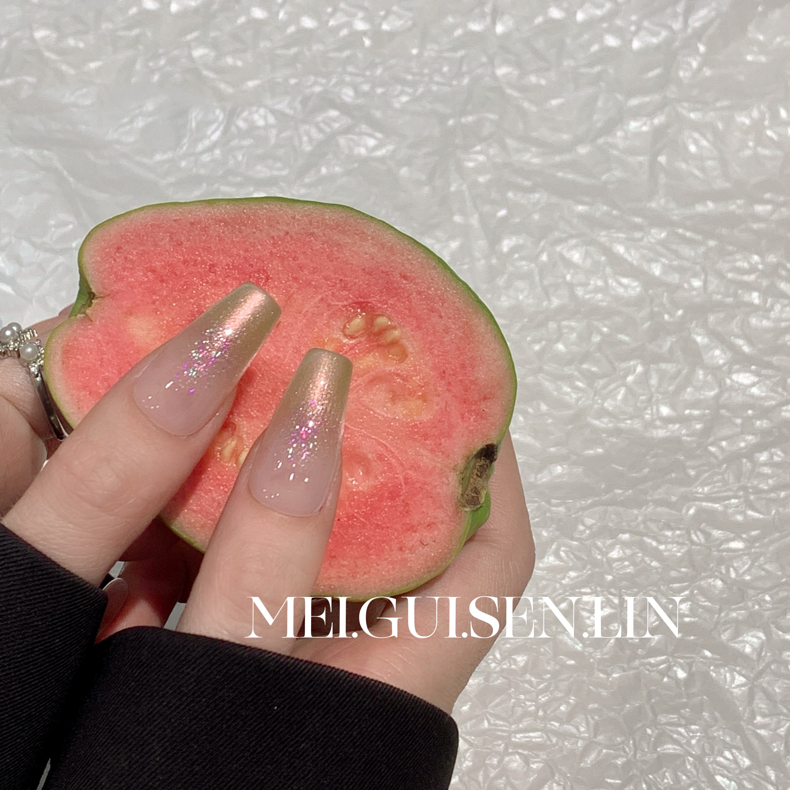 玫瑰森林芭乐手工定制穿戴甲猫眼轻奢高级感爆闪显白渐变长款美甲,淘宝优惠券,粉丝福利购,淘宝优惠卷