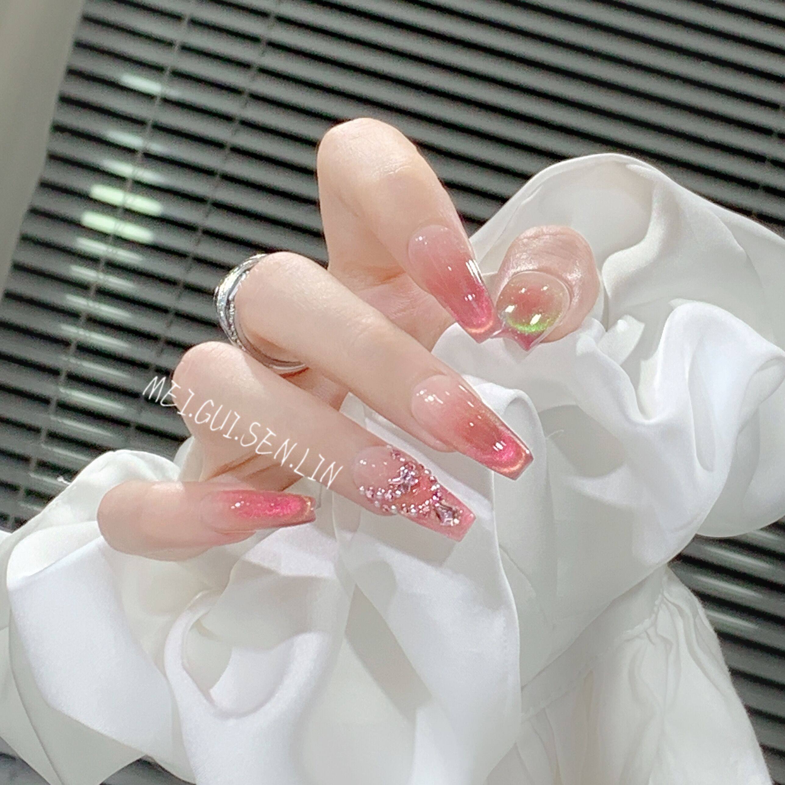 【玫瑰森林】彩糖猫眼蜜桃渐变纯欲秋冬手工新年穿戴甲温柔,淘宝优惠券,粉丝福利购,淘宝优惠卷